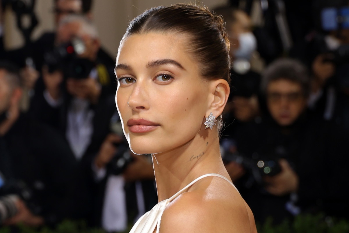 Hailey Bieber