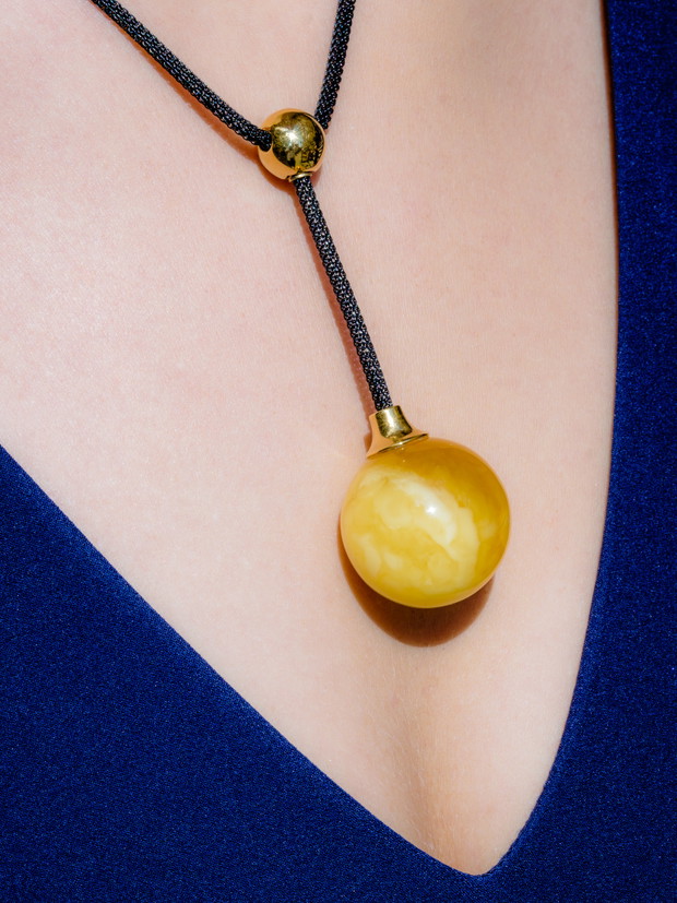 Kolia bursztynowa S&A Jewellery Design - prezent dla księżnej Cambridge.