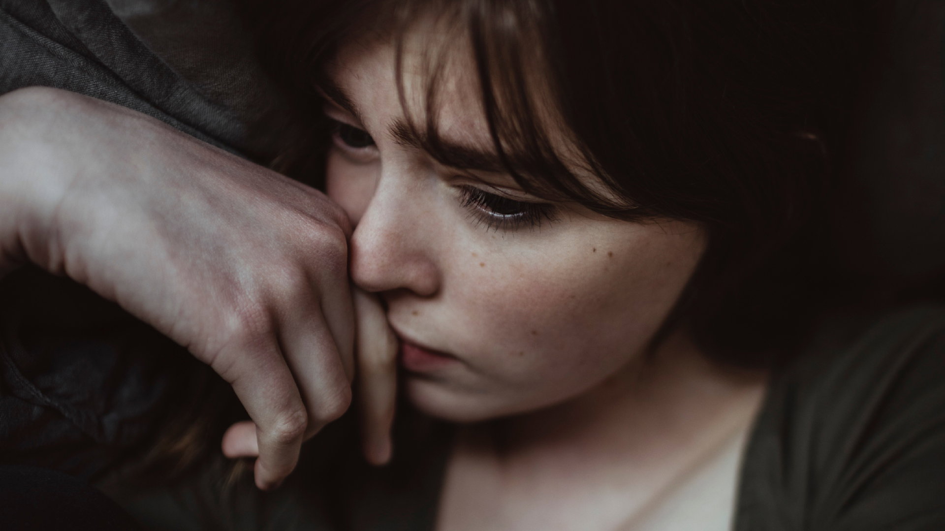 sad-woman-18e6530