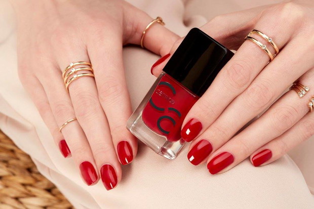 ICONails Catrice - żelowy manicure sezonu