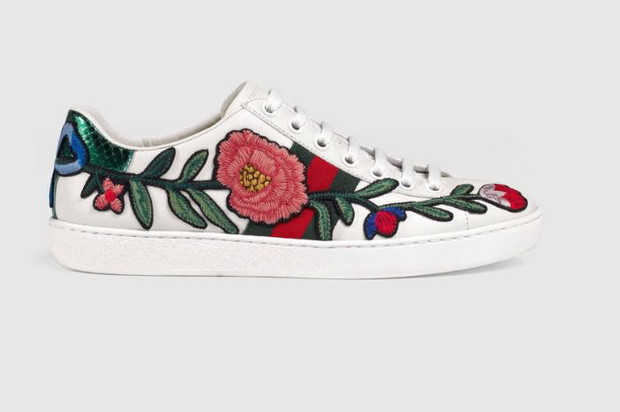 Sneakers Gucci Ace low top embroidered sneaker, ok. 2 500 zł