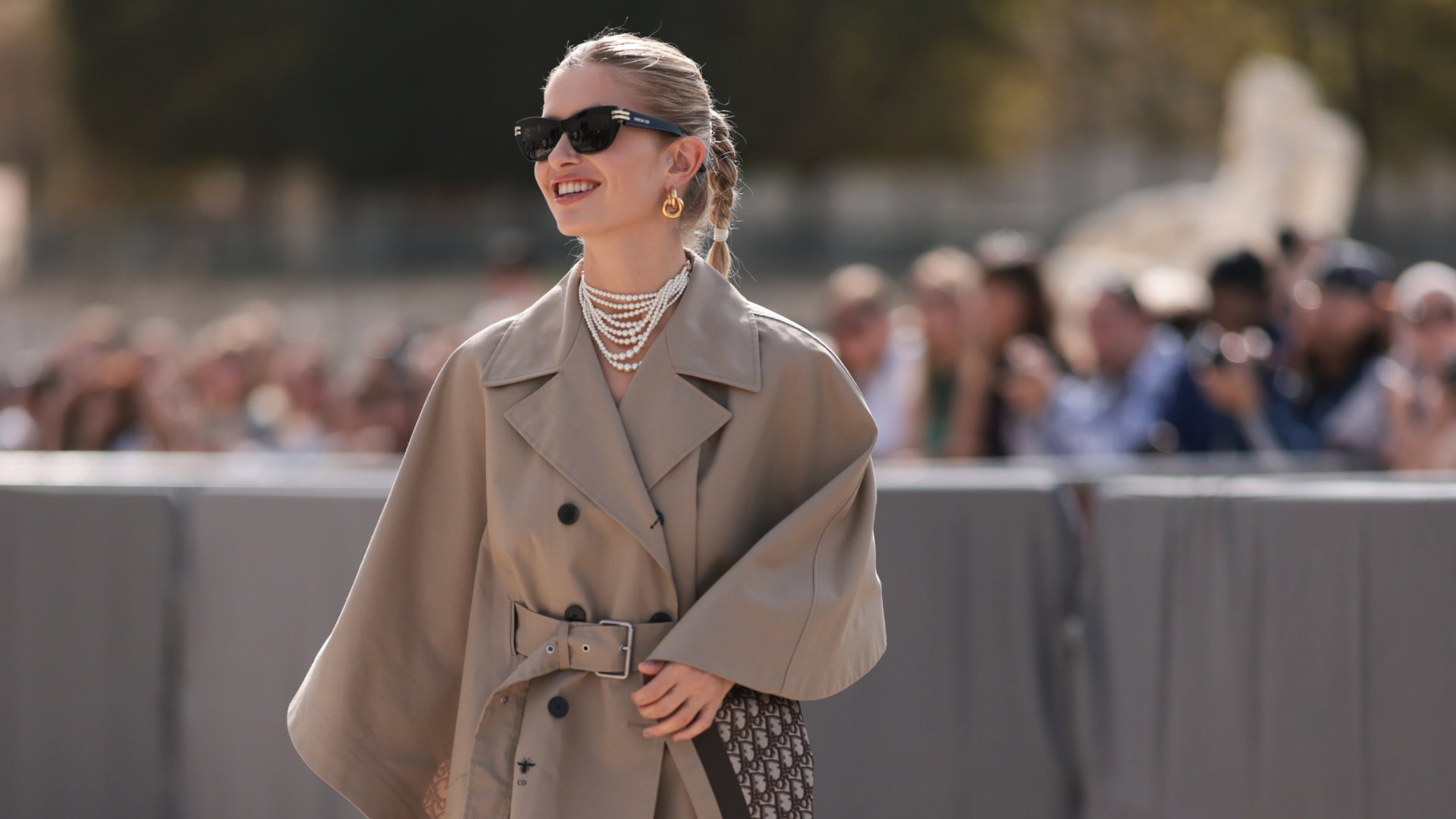 trench-coat-f352018