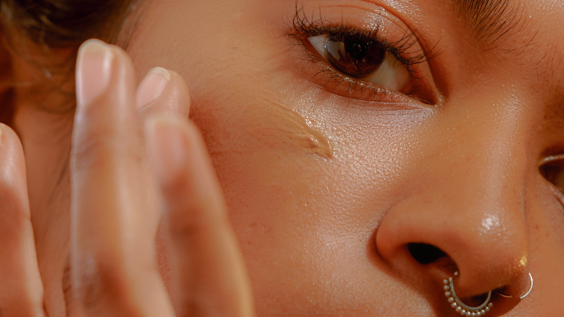 face-foundation-741220a