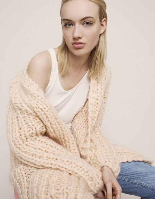 Sweter DAWN x DARE, SHOWROOM.PL, 1379 zł