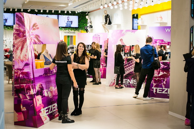 Karolina Gilon oficjalną ambasadorką Tezenis Polsce - pressday marki Tezenis w CH Arkadia w Warszawie