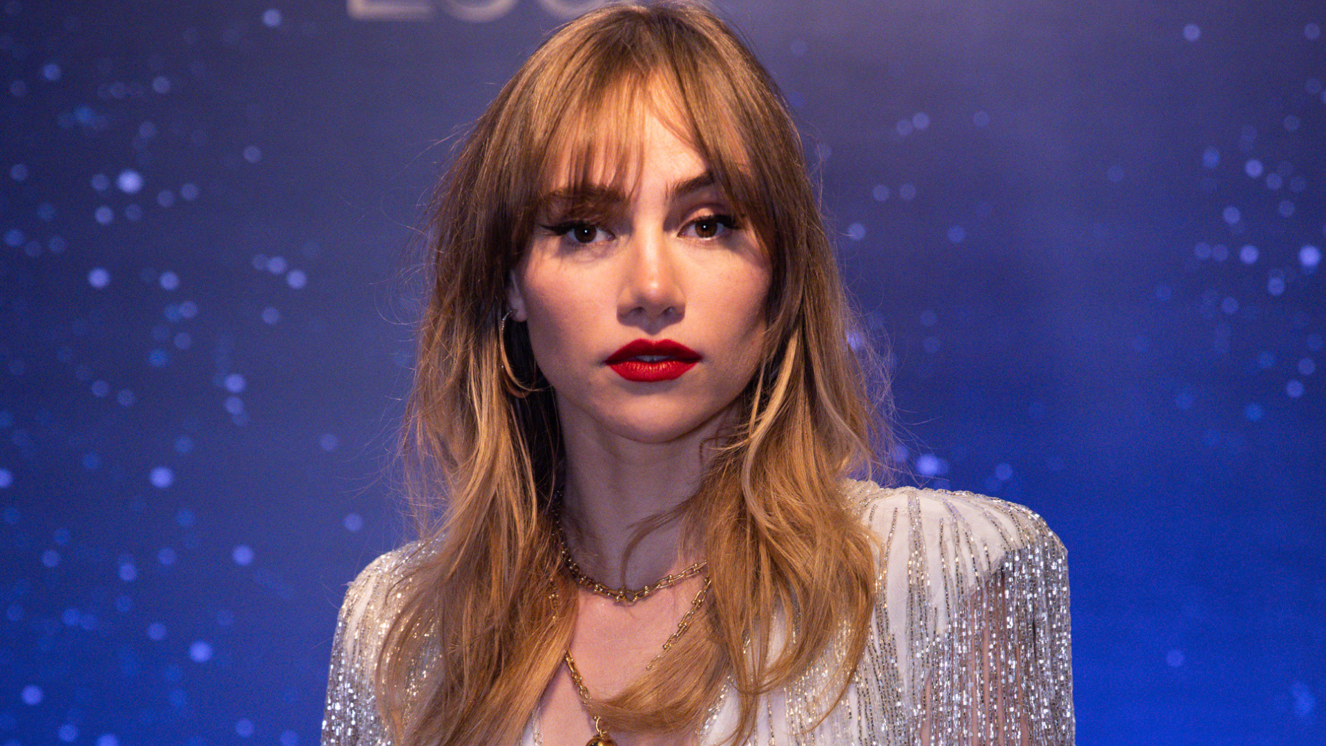suki-waterhouse-02e261e