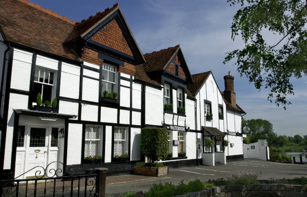 The Waterside Inn uhonorowano 3 gwiazdkami Michelina