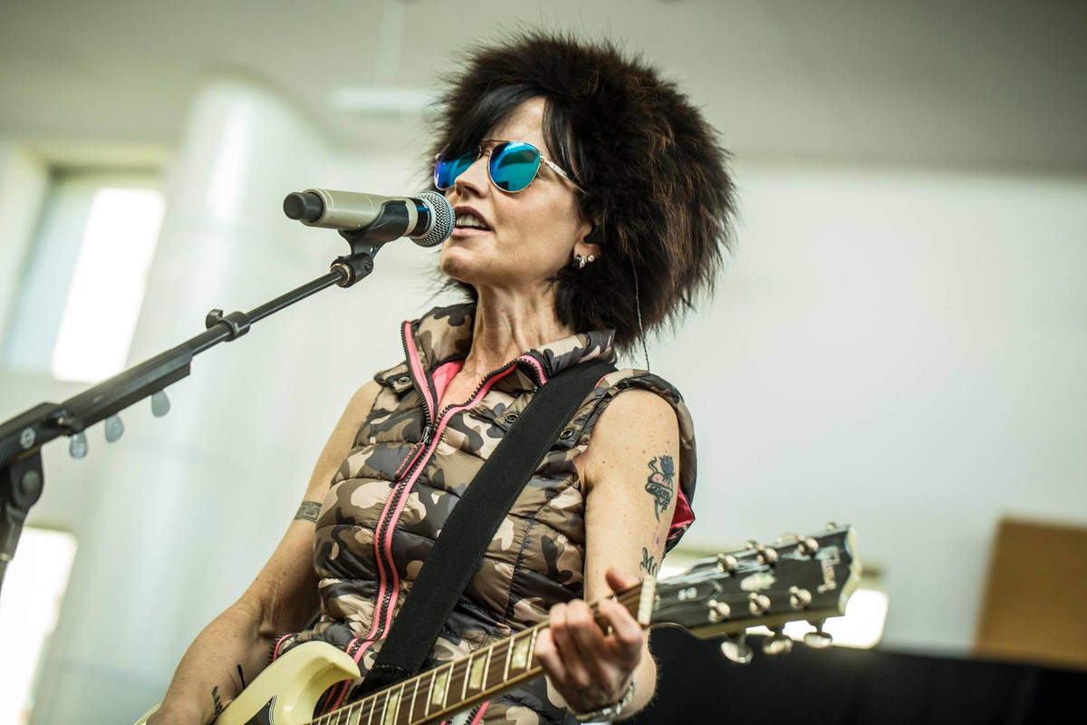 Wokalistka The Cranberries zmarła w wielku 46 lat . Osierociła troje dzieci ze związku z mężem Donem Burtonem.