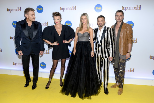 Finał Top Model 7. Goście ostatniego odcinka - jury programu: Dawid Woliński, Kasia Sokołowska, Joanna Krupa, Michał Piróg, Marcin Tyszka.