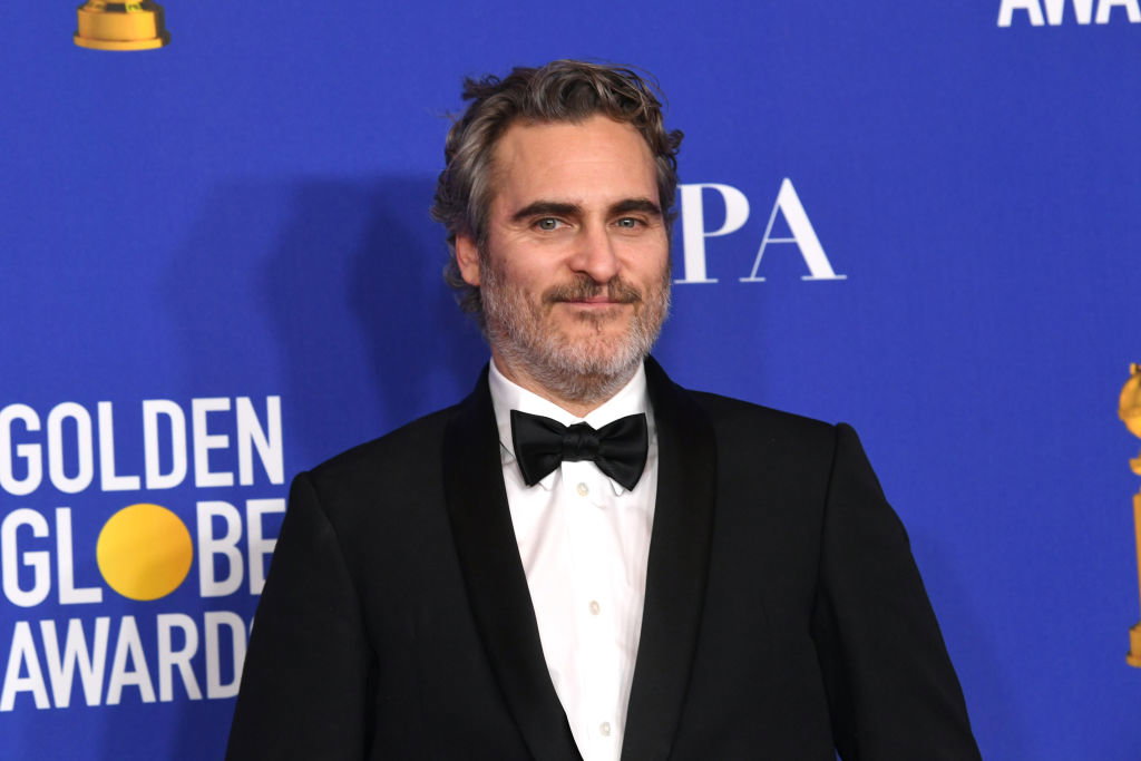 Joaquin Phoenix założy garnitur ze Złotych Globów na wszystkie zbliżające się gale. Wiemy, dlaczego!