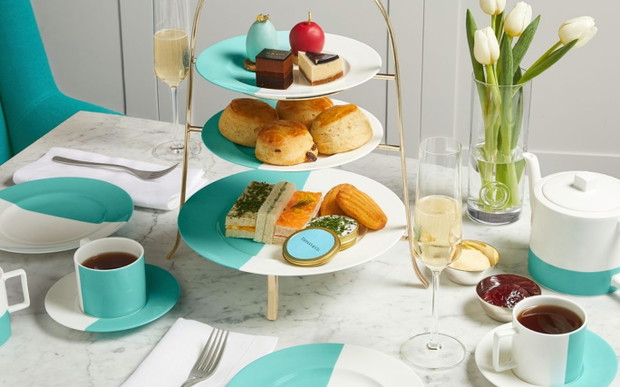 Kawiarnia Tiffany & Co w londyńskim Harrodsie.