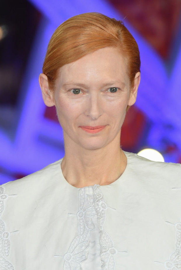 Trendy wiosna 2020: Krótkie fryzury - Tilda Swinton