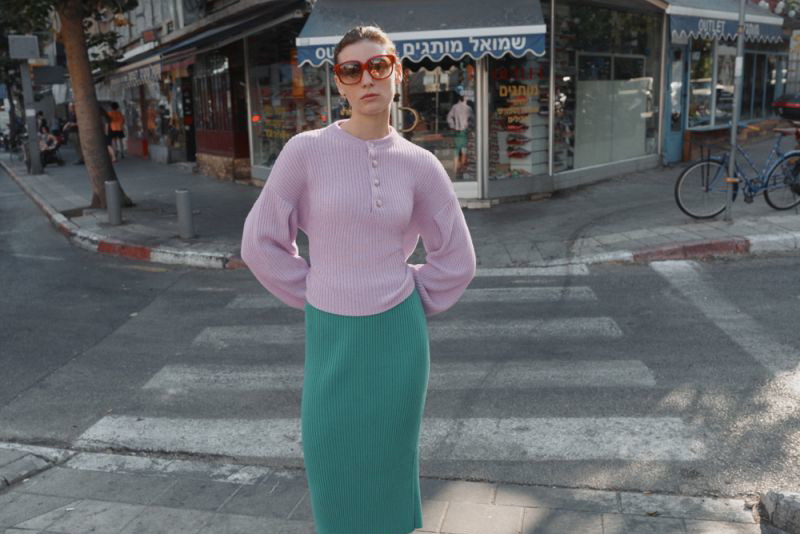 Tę markę kochają influencerki: Pernille Teisbaek i Blanca Miró. I my też! Wybrałyśmy 5 rzeczy, które w tym sezonie chcemy mieć