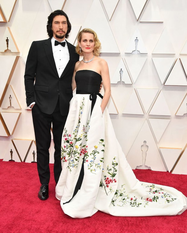 Oscary 2020: Kreacje gwiazd / Adam Driver (w Burberry) i Joanne Tucker