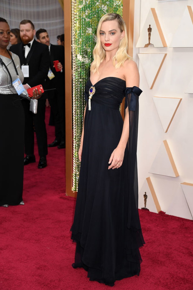 Oscary 2020: Kreacje gwiazd / Margot Robbie w Chanel