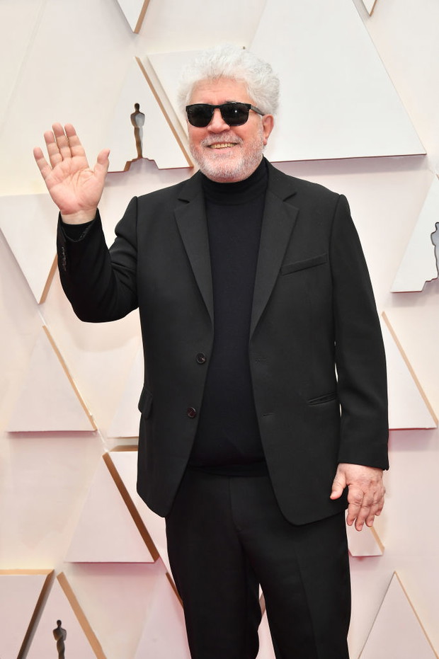 Oscary 2020: Kreacje gwiazd / Pedro Almodovar