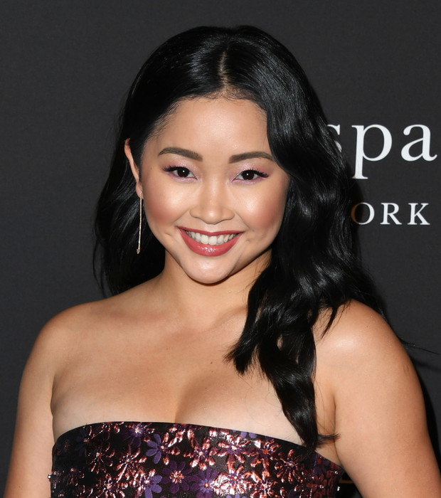 Lana Condor / odcień Jet-Black