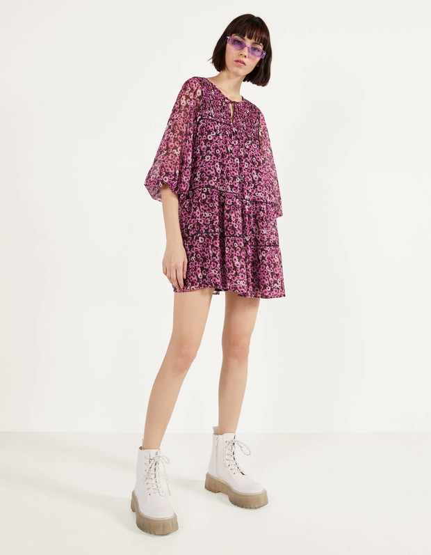 Sukienka w kwiaty Bershka, 139 zł