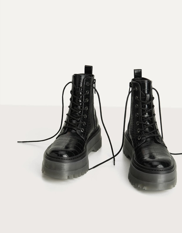 Buty na wiosnę Bershka, 139,30 zł