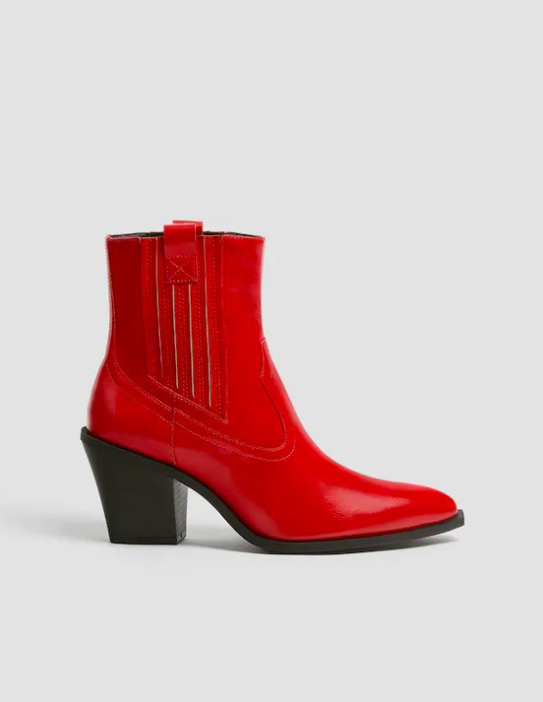 Buty na wiosnę Pull&Bear, 99,90 zł