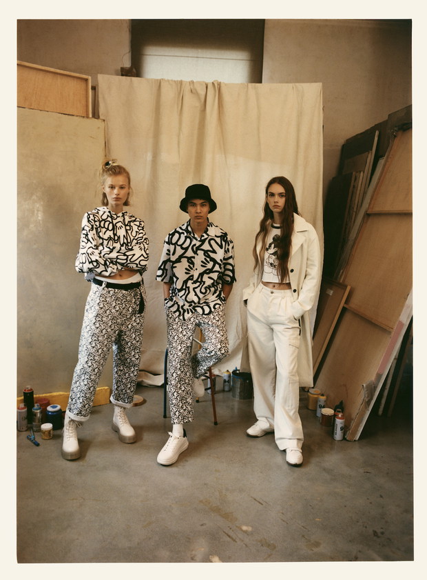 Trendy 2020: Kolekcja Bershka „Mickey Party”