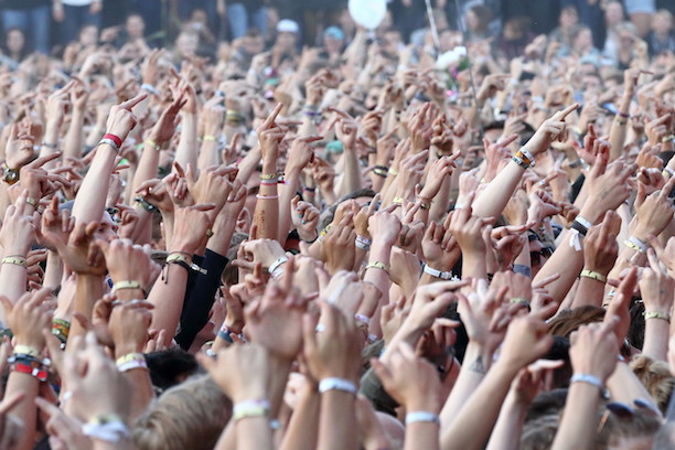 Koncerty, festiwale i mecze w Polsce zostaną odwołane przez koronawirusa? Znamy stanowisko GIS