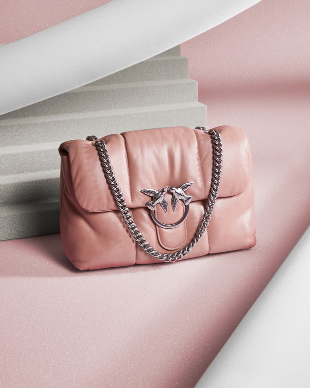 Nowe torebki z kolekcji Pinko Love Puff.