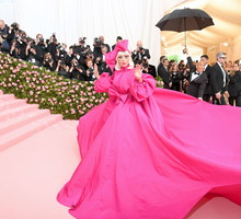 Met Gala 2020 przełożona z powodu koronawirusa! Kiedy odbędzie się modowe wydarzenie?