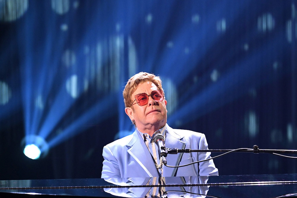 Elton John zorganizuje koncert online. Wystąpią m.in. Billie Eilish, Alicia Keys i Backstreet Boys!