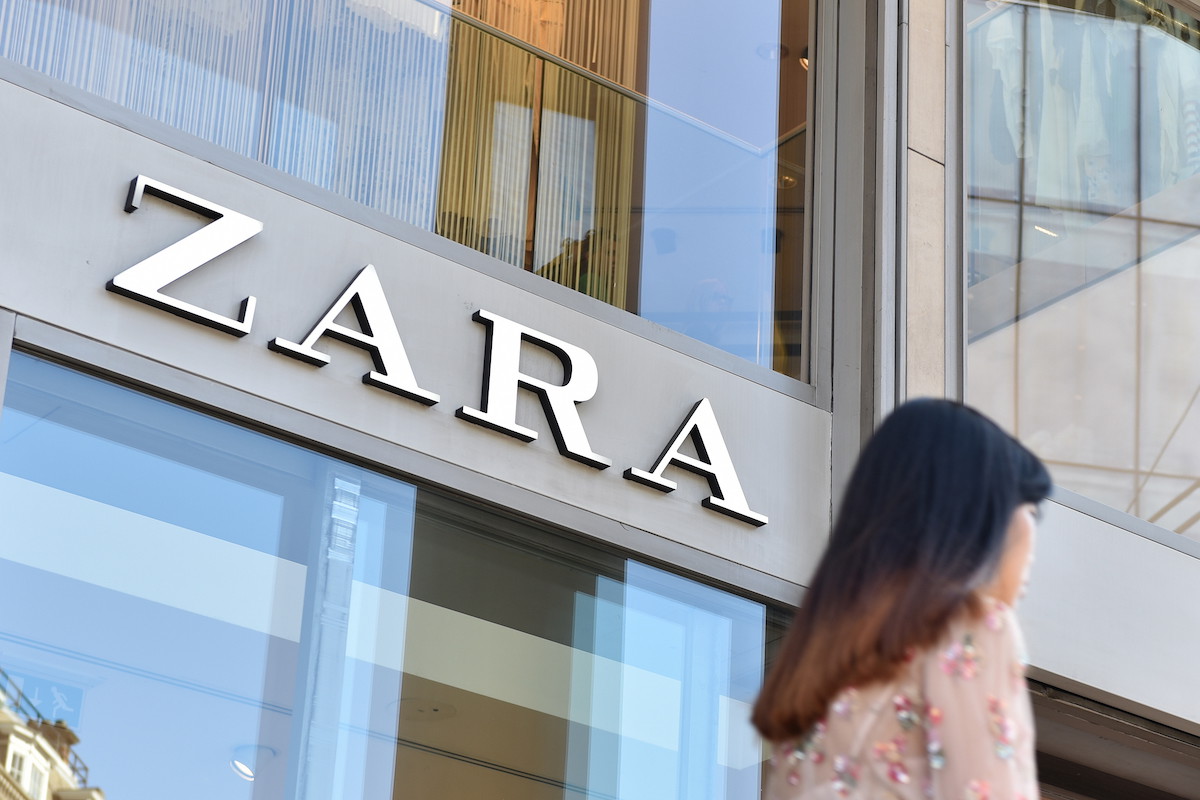 Zara otwiera swoje sklepy stacjonarne jeszcze przed otwarciem galerii handlowych! Które sklepy są otwarte?