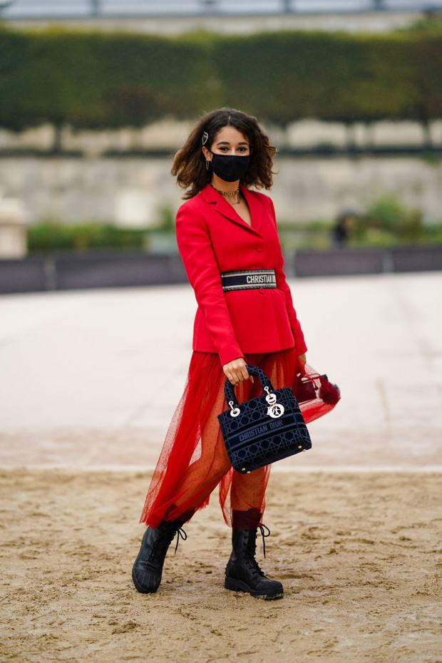 Street Style At Paris Fashion Week - Womenswear Spring Summer 2021 : Day Two