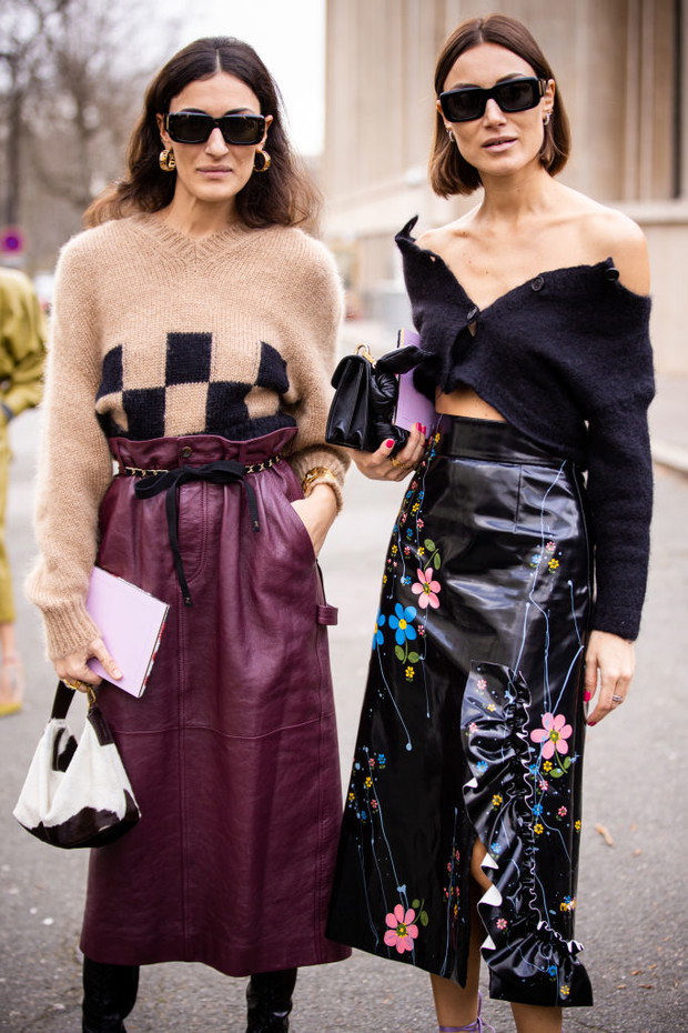 Skórzana spódnica – stylizacje street style.