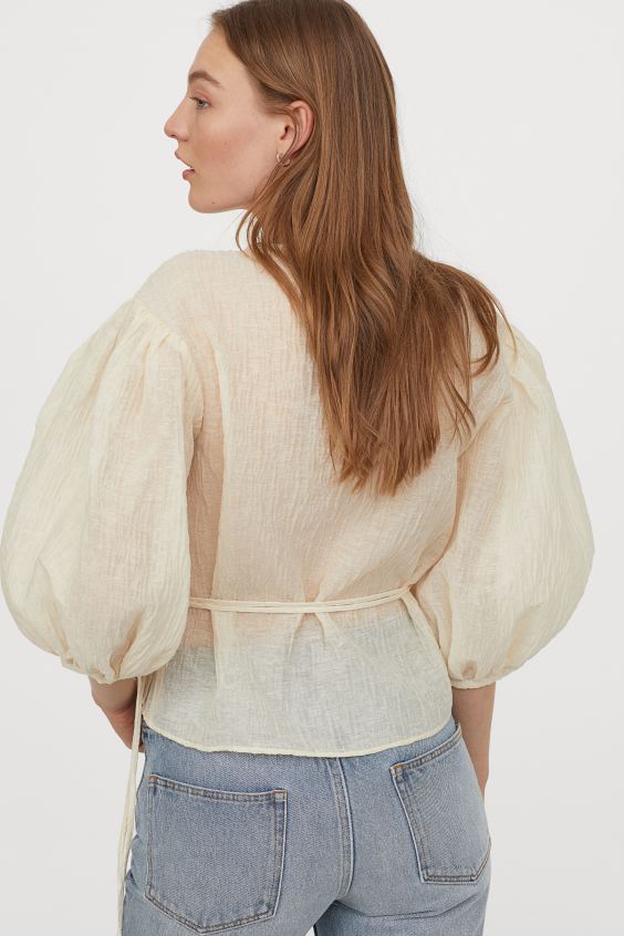 Kreszowana bluzka kopertowa, H&M, 129,99 zł