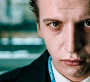 Netflix kupił „Hejtera” Jana Komasy! Kiedy film pojawi się na platformie?
