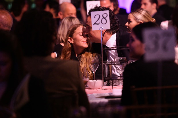 Mary-Kate Olsen i Olivier Sarkozy