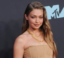 Ulubione perfumy Gigi Hadid kupicie teraz 20% taniej!