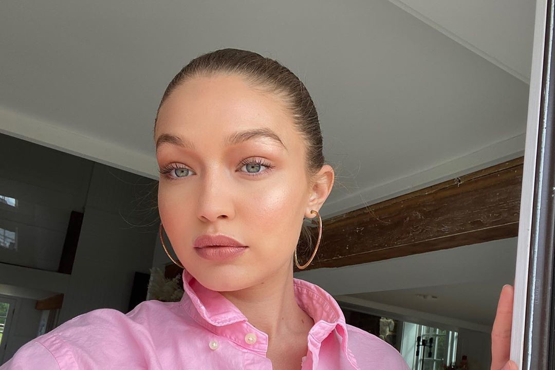 Ten korektor to sekret perfekcyjnej cery Gigi Hadid. Tuszuje cienie pod oczami i niedoskonałości, a do tego jest niedrogi!