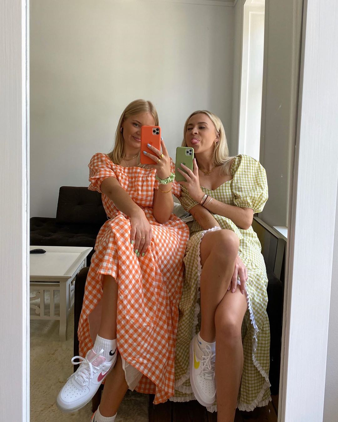 Kratka vichy (gingham): Ulubiony wzór Brigitte Bardot to już letnia klasyka! Ultramodny będzie także w tym roku