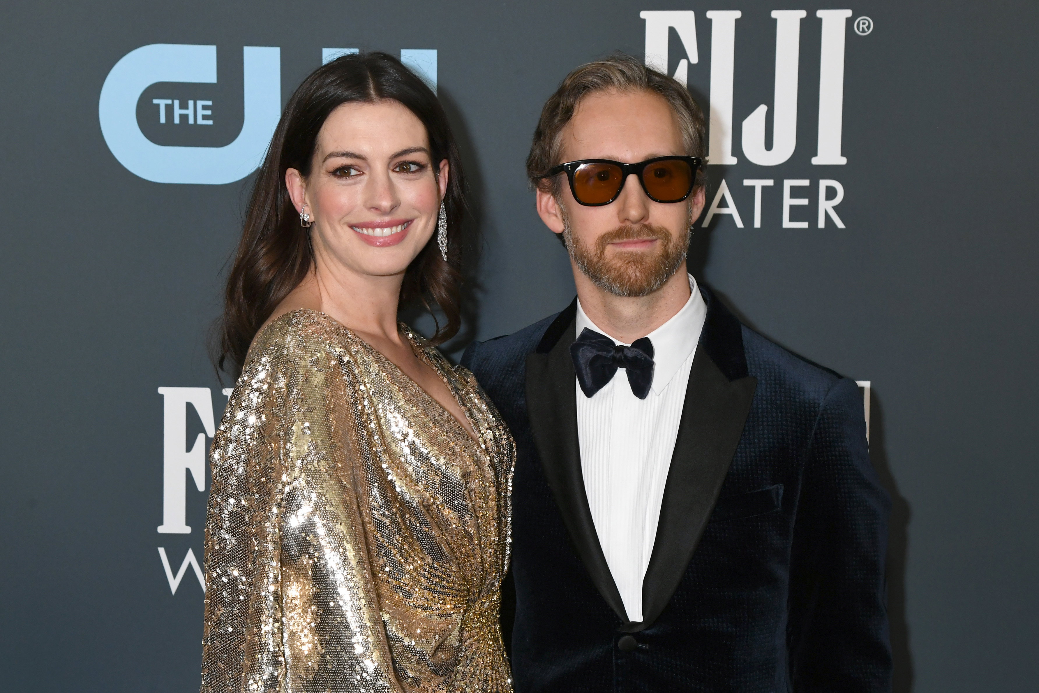 Anne Hathaway i Adam Shulman - projektant biżuterii