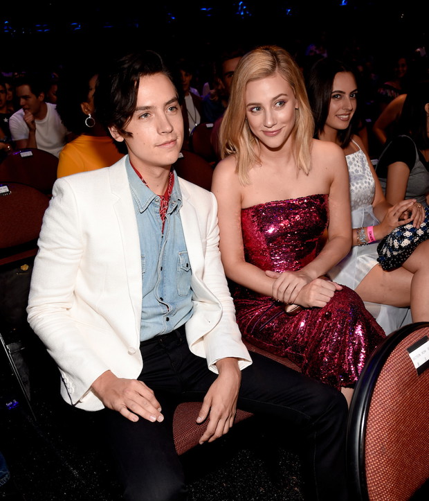 Cole Sprouse i Lili Reinhart