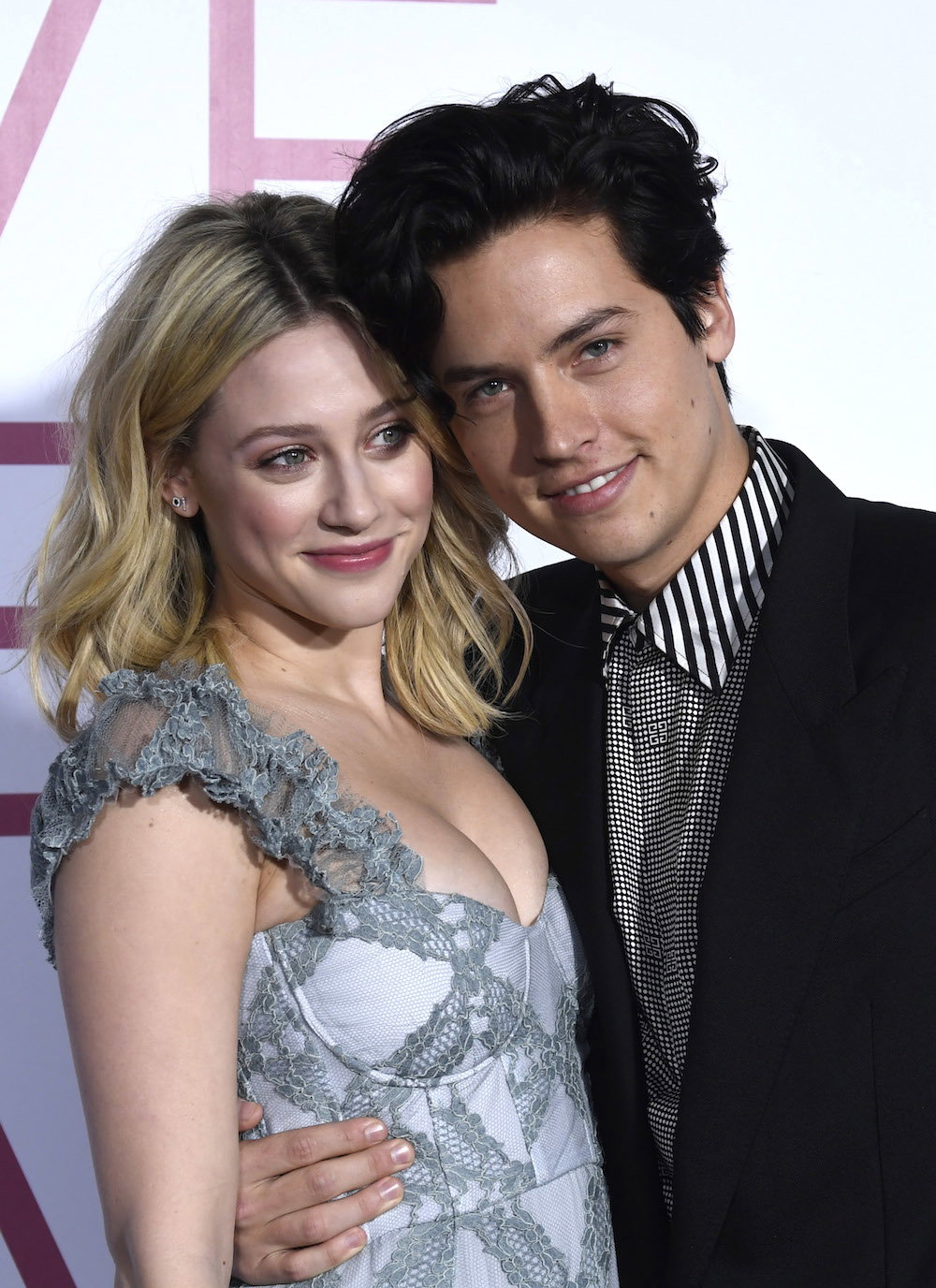 Wszystkie dziewczyny, z którymi umawiał się Cole Sprouse
