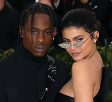 Heavenly Bodies: Fashion & The Catholic Imagination Costume Institute Gala