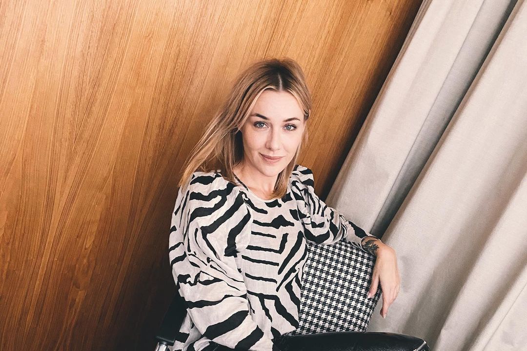 Jak kupować na wyprzedażach, żeby później nie żałować (nawet jeśli nie można przymierzyć ubrań)? Rozmawiamy z personal shopperką
