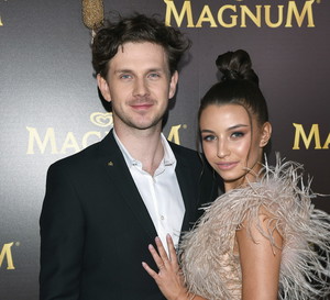 Julia Wieniawa i Antoni Królikowski razem w serialu! Mamy fragment pierwszego odcinka