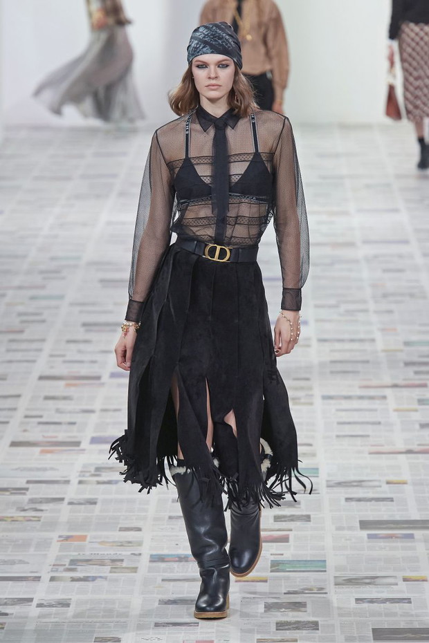 Trendy jesień-zima 2020/21: Bielizna na pokaz / Dior