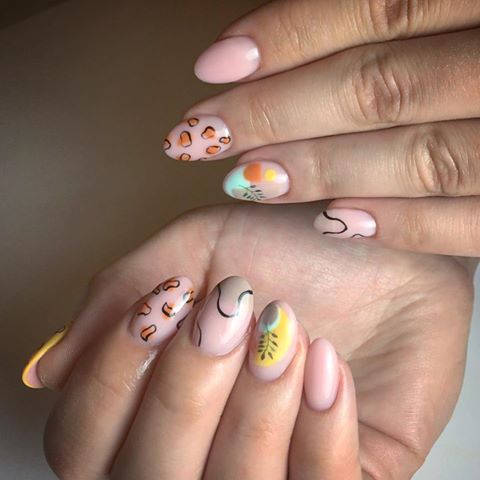 Mismatched Nail – najpiękniejsze inspiracje z Instagramu