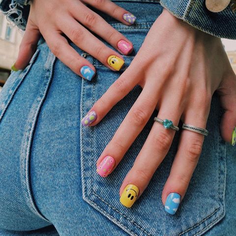 Mismatched Nail – najpiękniejsze inspiracje z Instagramu