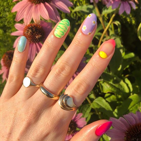 Mismatched Nail – najpiękniejsze inspiracje z Instagramu