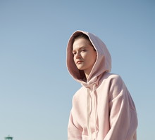 Już jest pierwsza w historii sportowa kolekcja Reserved Athleisure! Znajdziecie w niej rewelacyjne bluzy i parki!