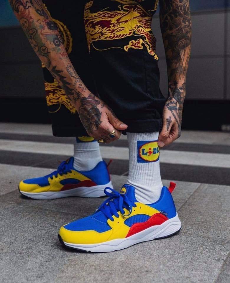 Sneakersy z Lidla absolutnym fenomenem! Fashioniści zrobią wszystko, by je zdobyć. To część streetwearowej kolekcji, którą Lidl wypuścił, idąc w ślady Ikei
